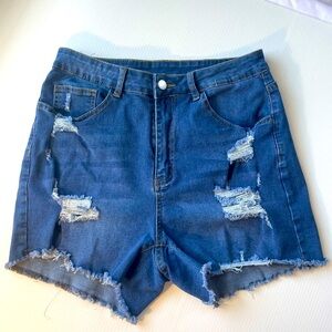 Women's Casual Distressed Denim Cutoff Shorts for Daily Wear